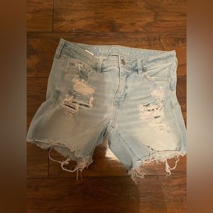 AMERICAN EAGLE RIPPED SHORTS